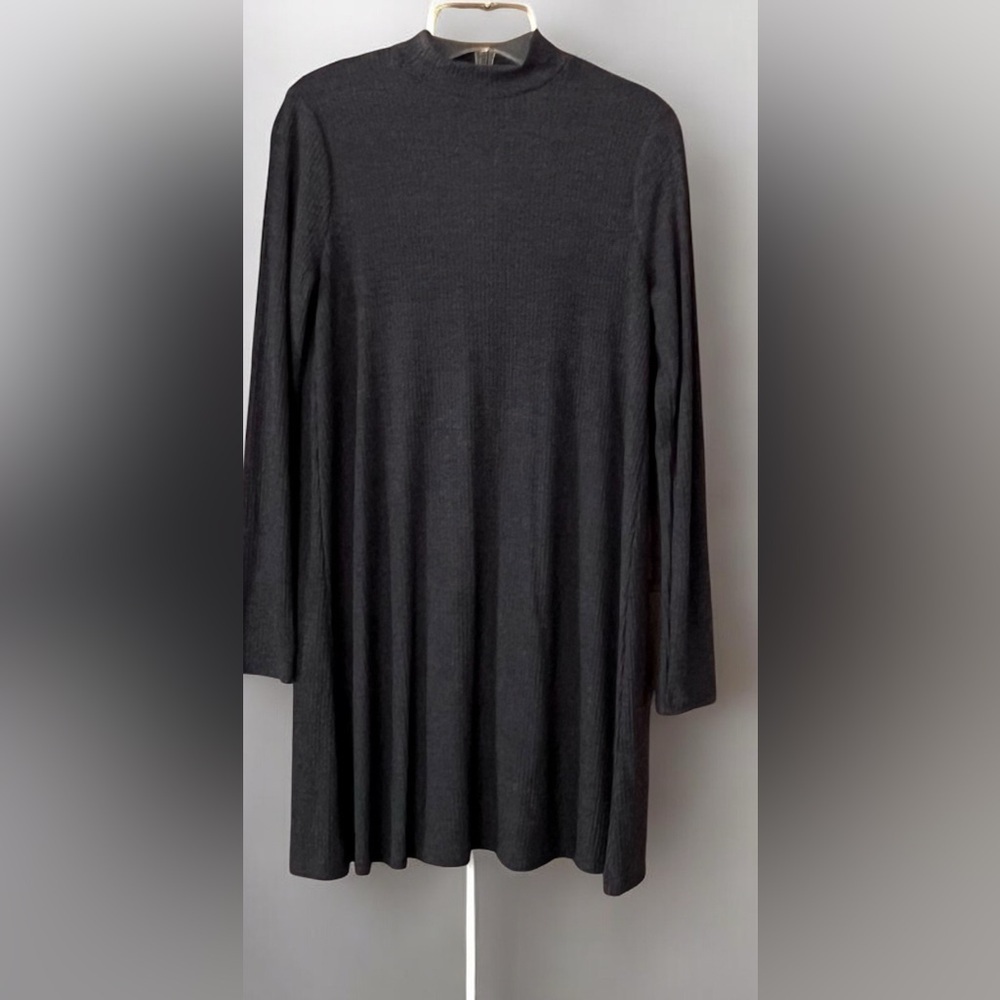 Forever 21 Charcoal Knit Long Sleeve Knee Length Dress/Medium